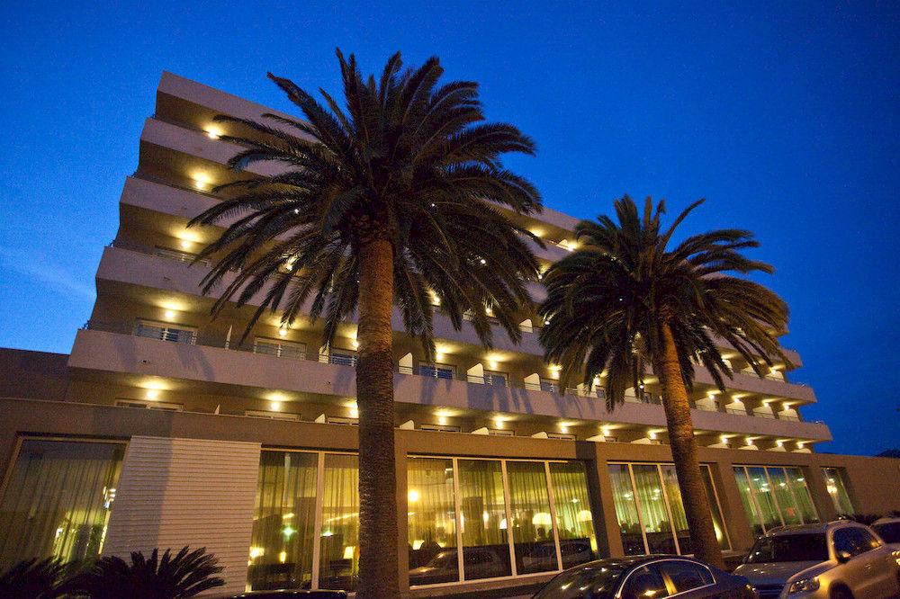 Hotel Mediterraneo Росес Екстериор снимка