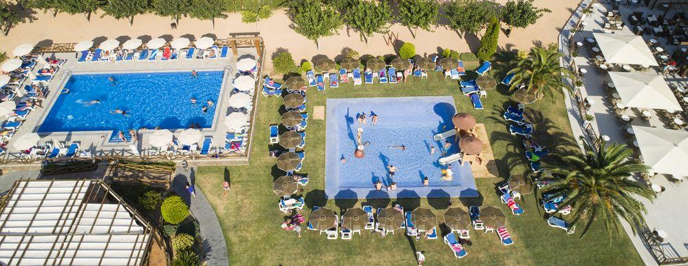 Hotel Mediterraneo Росес Екстериор снимка