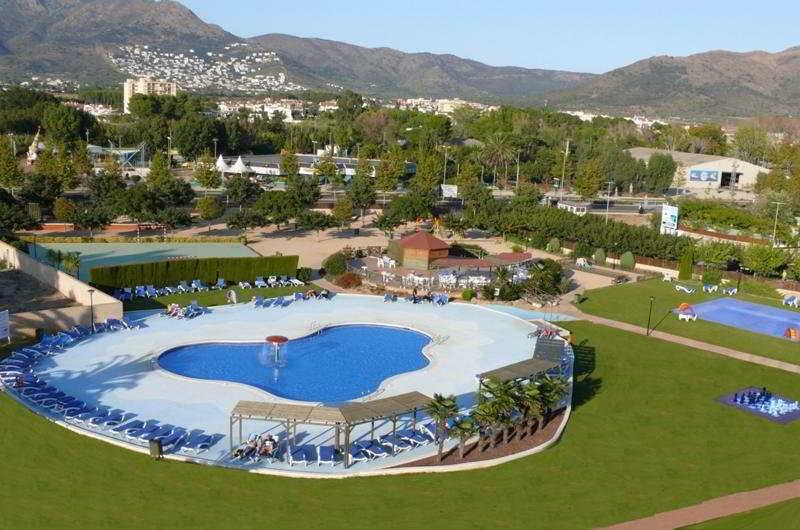 Hotel Mediterraneo Росес Екстериор снимка